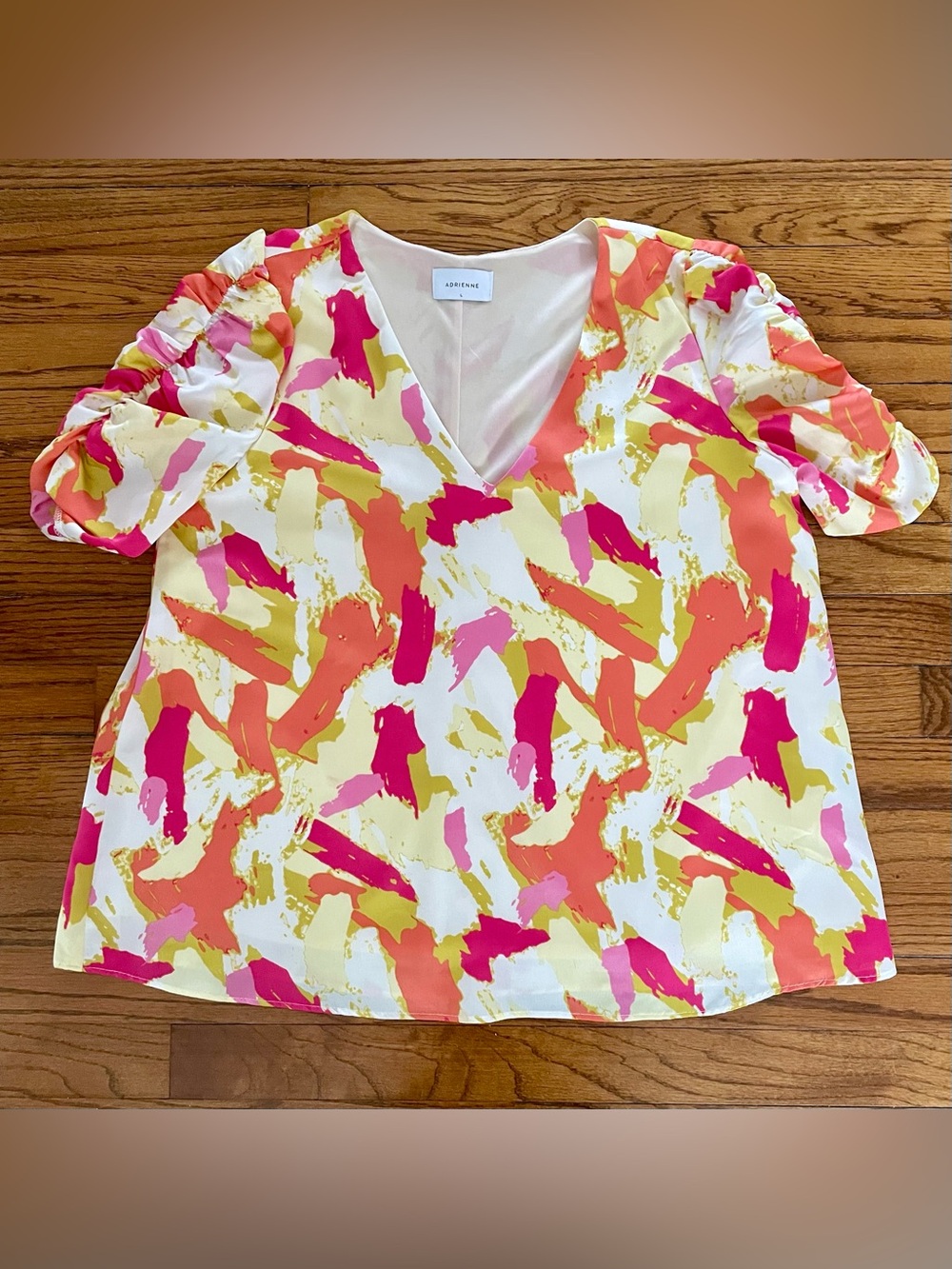 Adrienne Colorful Abstract Yellow Pink
Orange White V-Neck Blouse Top
Women's L